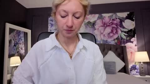 Natalie online show from May 12, 6:44 am