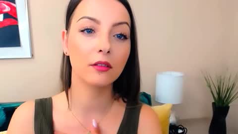 NatalieSexy online show from April 22, 6:53 am