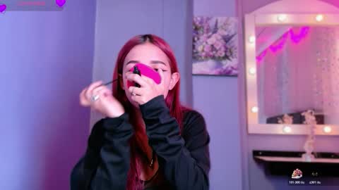 natalliapradas online show from November 24, 4:16 pm