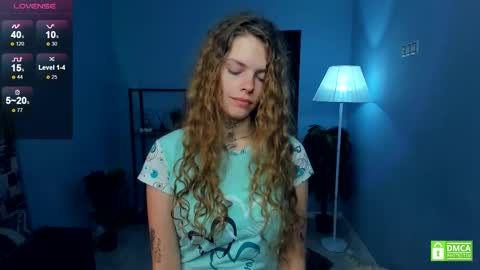 Natalie online show from December 2, 5:26 am