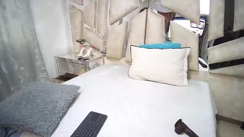 Natalye foster online show from February 10, 9:47 pm