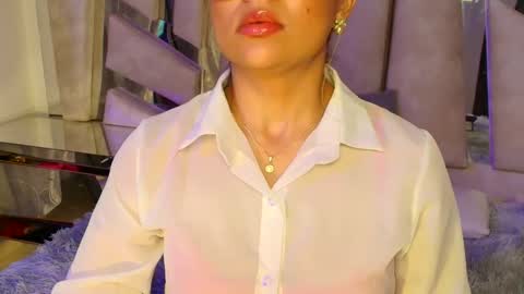 Natalye foster online show from April 21, 7:21 pm