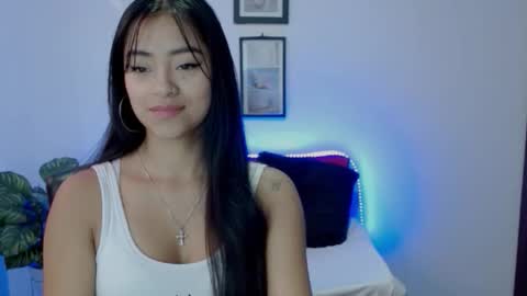 Nataly Escobar online show from February 21, 1:36 pm