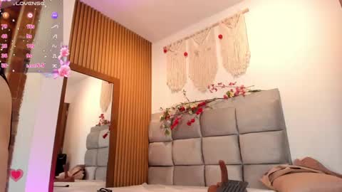 Natasha Sccott online show from September 10, 8:54 pm