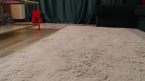 Naty  online show from March 2, 9:32 pm