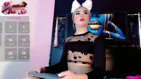 natasha_clifford online show from March 31, 8:42 pm