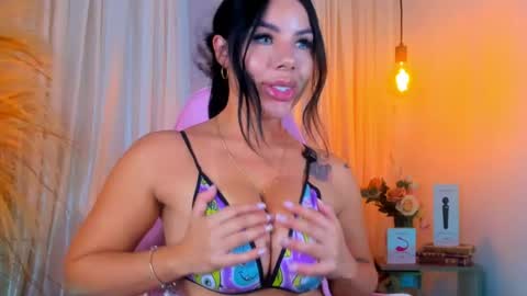       online show from April 19, 7:05 pm