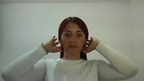 Snapshot of natasha_kein chatting on February 14, 7:33 pm natalia online show from February 14, 7:33 pm