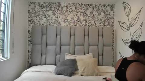 N A T A S H A online show from October 6, 7:10 pm