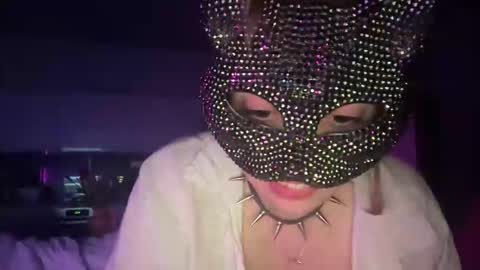 Natasha Saade online show from March 4, 10:40 pm