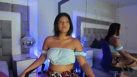 natashabroown_ online show from July 6, 7:38 pm