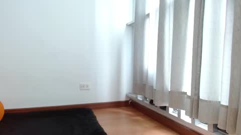 nath_dawson online show from February 25, 2:37 pm