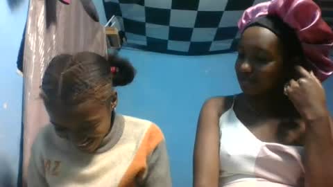 nathalia069 online show from June 12, 8:13 am
