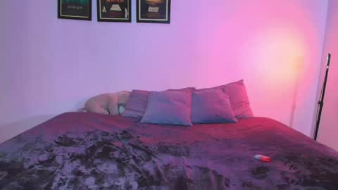 nathaly_evans18 online show from May 24, 6:20 am