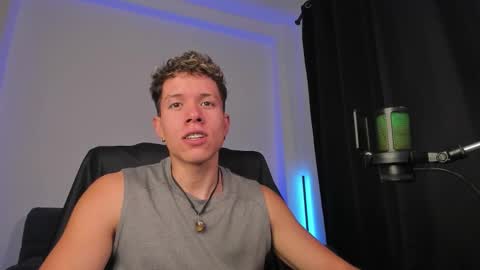 Nathan online show from February 8, 7:39 pm