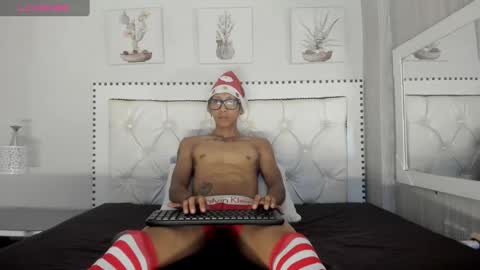 Nathan Wagner  online show from December 18, 5:37 am