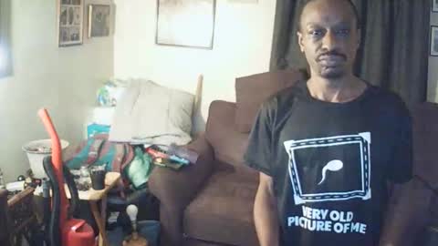 nathanbutler0 online show from April 18, 6:04 am