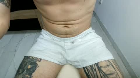 nathann92 online show from July 19, 7:27 pm