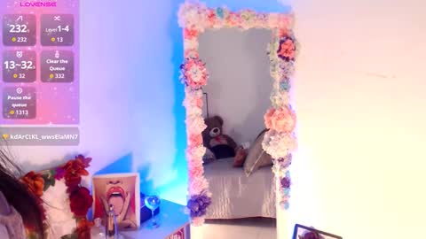 Nathalia online show from March 11, 12:02 am