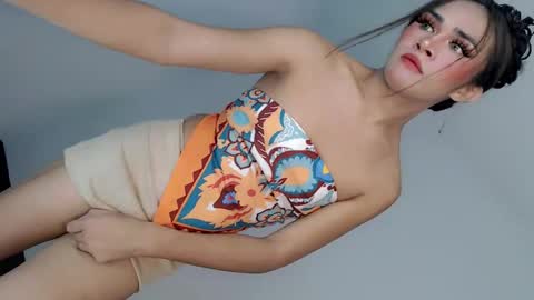 Nathalie smith online show from May 10, 2:23 pm