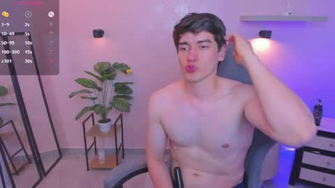 Nathaniel online show from April 2, 10:16 pm