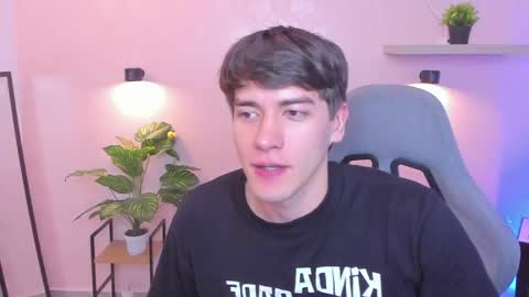 Nathaniel online show from April 16, 10:23 pm