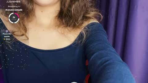 natural_babe666 online show from April 3, 11:33 pm