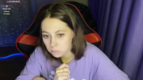 natural_babe666 online show from April 21, 1:42 am