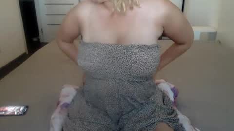 Penelopa369 online show from July 25, 4:27 pm