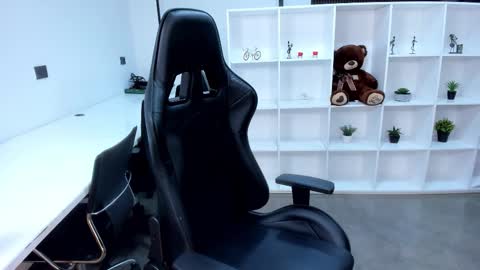 Jazmin Bigboobs online show from January 15, 7:44 pm