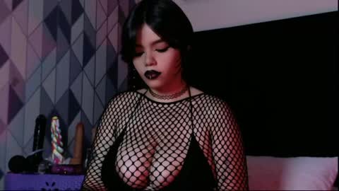 Gwen  online show from September 15, 8:10 pm