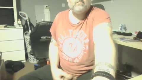 naturistmale45 online show from December 15, 12:28 pm