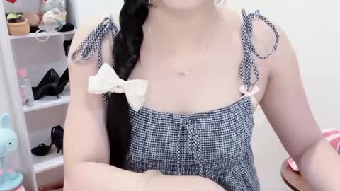 Kiki online show from April 17, 2:36 am