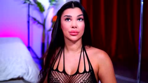 Naty online show from November 5, 10:06 am