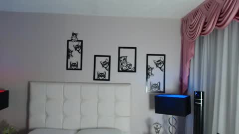 Snapshot of natyluv chatting on September 29, 12:04 pm natyluv online show from September 29, 12:04 pm