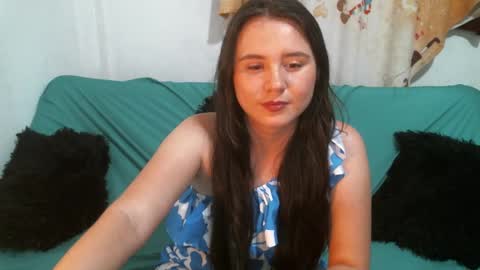 Snapshot of natyscoth chatting on December 12, 2:15 am      online show from December 12, 2:15 am