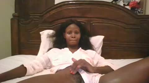 alisha online show from November 11, 5:59 pm