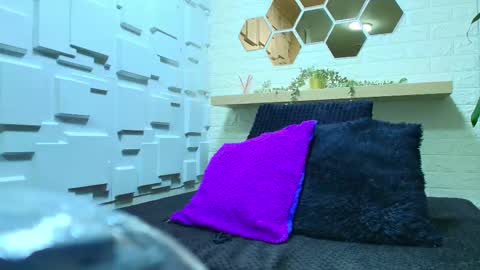 Kitten online show from March 6, 10:20 am