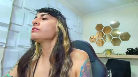 Kitten online show from March 28, 11:33 am