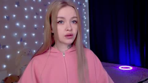 Mable online show from March 3, 1:56 am