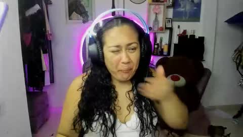 Alicia online show from March 21, 5:02 am