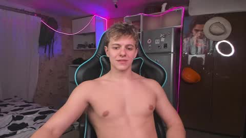 Nik online show from December 7, 6:10 pm