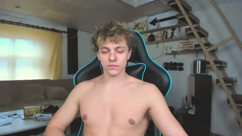 Nik online show from February 23, 1:32 pm