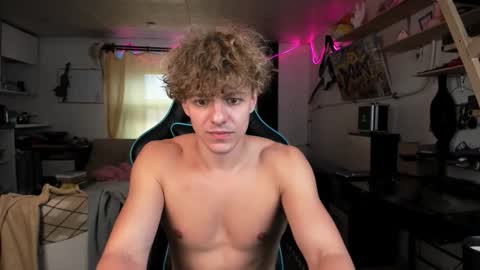 Nik online show from September 26, 2:03 pm