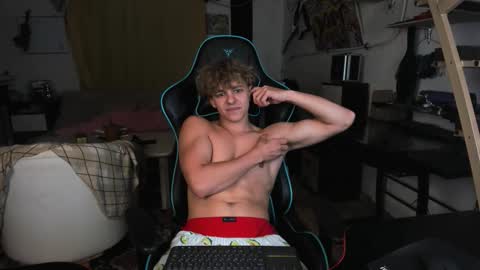 Nik online show from September 22, 7:18 pm