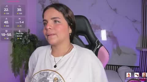 Stefany online show from May 17, 2:43 am
