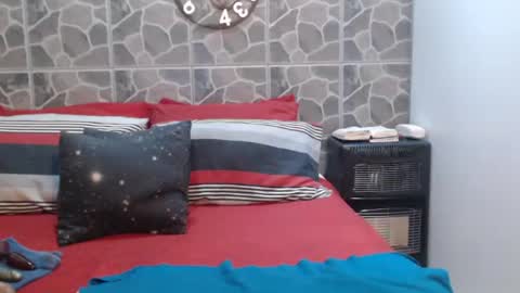 zandy online show from July 9, 4:11 pm