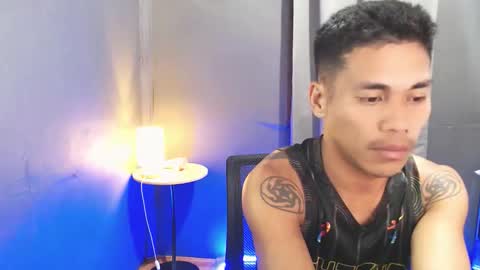 naughtyfuck_boy online show from May 7, 11:17 am
