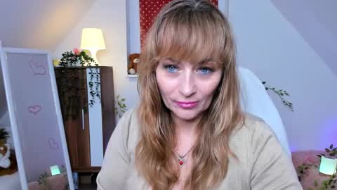 Milana - on air every day except Wednesday from 9 pm to 4 am European time online show from November 28, 11:23 pm