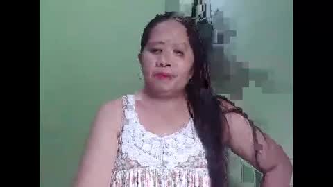 naughtymom26 online show from April 19, 7:31 am